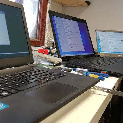 5 piętro: Serwis komputerowy laptopów